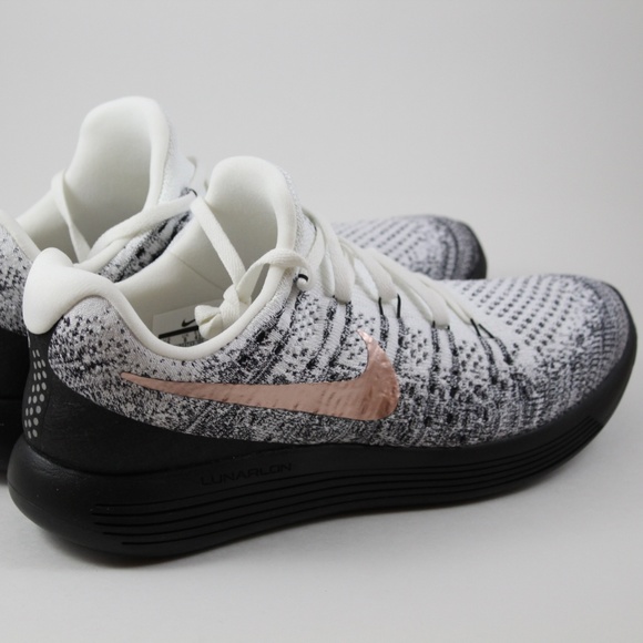 Nike Lunarepic 2 Low Flyknit X-plore Running Shoe - Picture 3 of 6